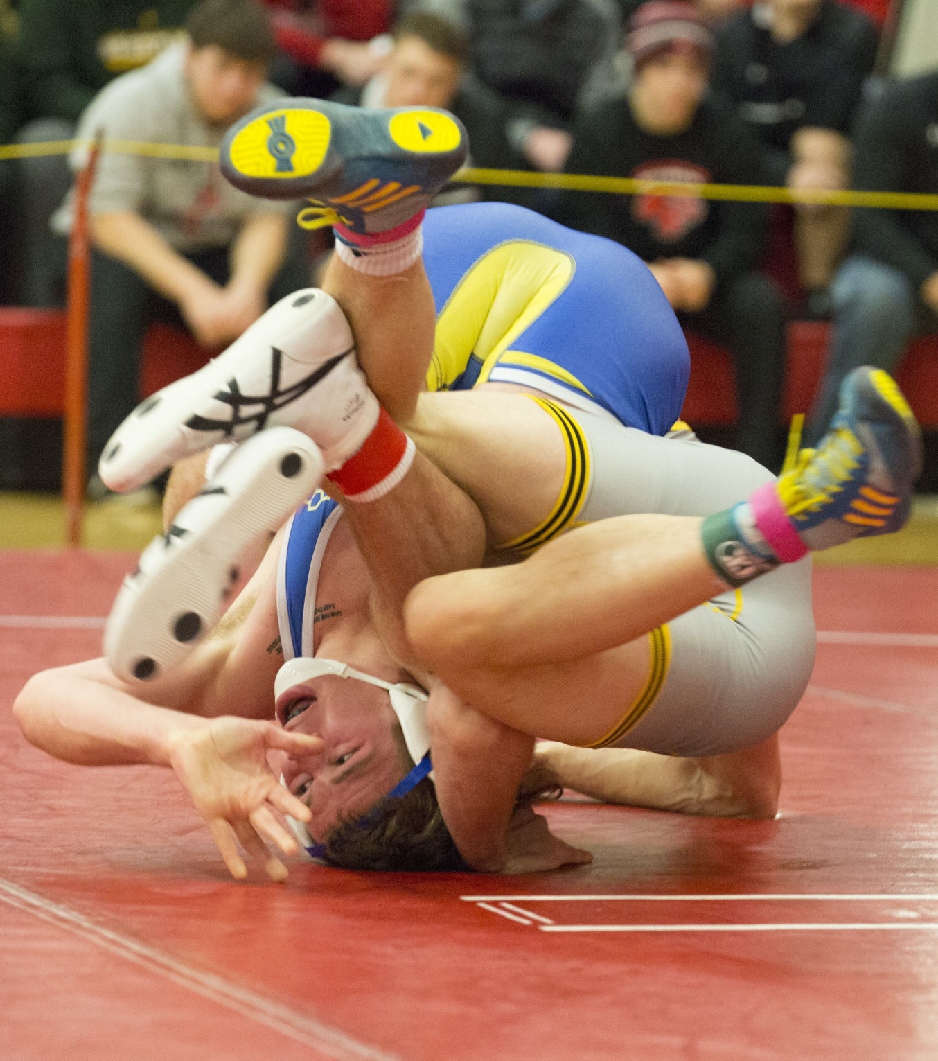 120719kw-keith-young-wrestling-06